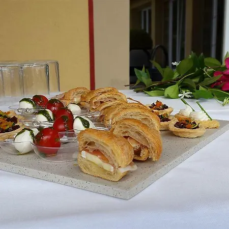 Virginia Palace Garbagnate Milanese